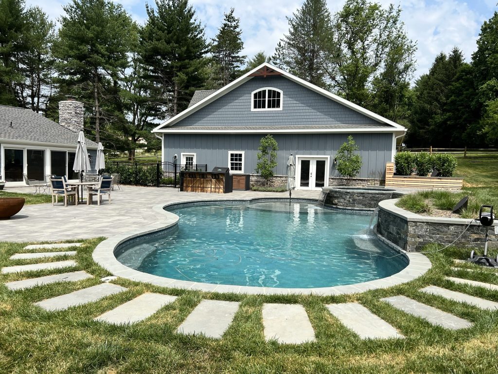 Stylish Multi-Use Garage gallery photo 5