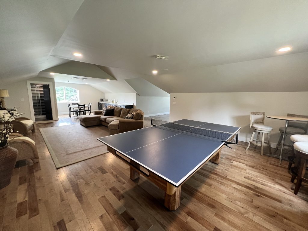 Stylish Multi-Use Garage gallery photo 8